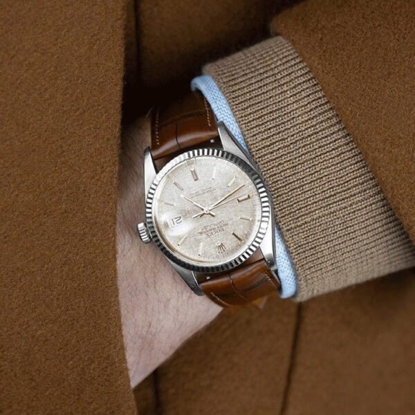 Handmade leather watch strap :Brown Alligator Belly scale