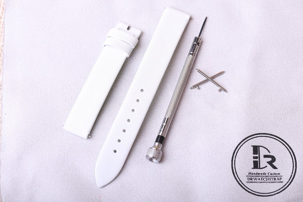 Piaget possession watch strap lime green lining white satin (3)