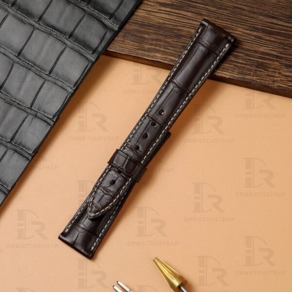 Smooth and Soft alligator belly-scale leather material